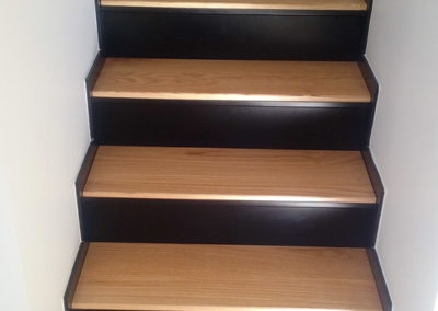 Habillage d'escalier en bois